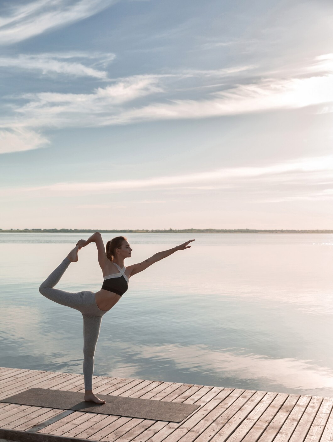 Persona entrenando en el gimnasio